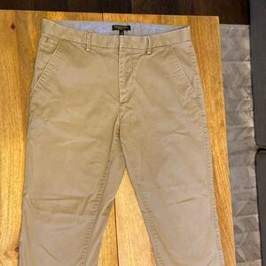 Men’s khakis
